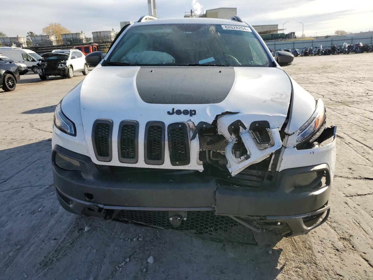 2018 Jeep Cherokee VIN 1C4PJMBX5JD503207 Copart auction photo, front end / side damage thumbnail 5