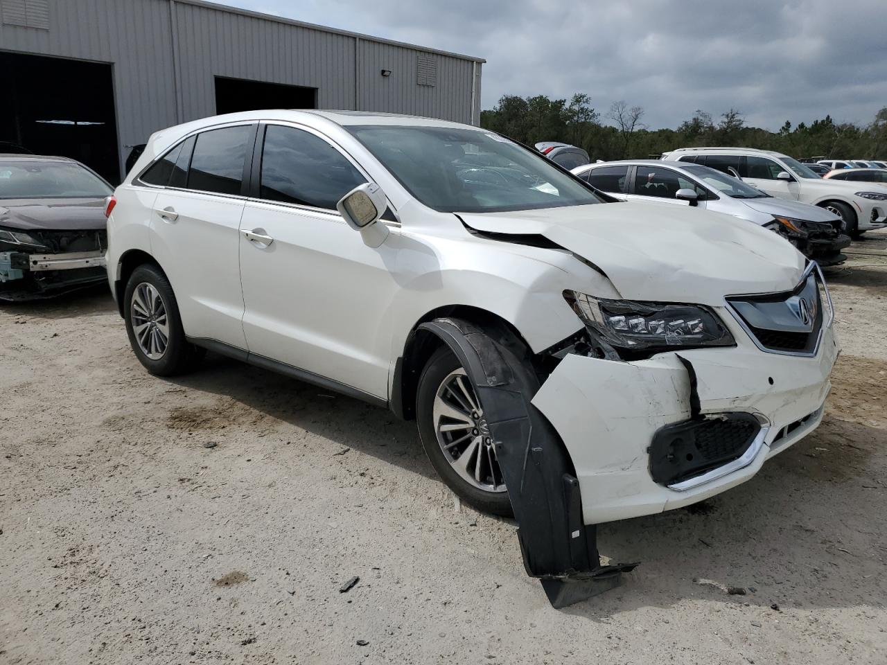 2016 Acura RDX VIN 5J8TB3H75GL010107 Copart auction photo, front end damage thumbnail 4