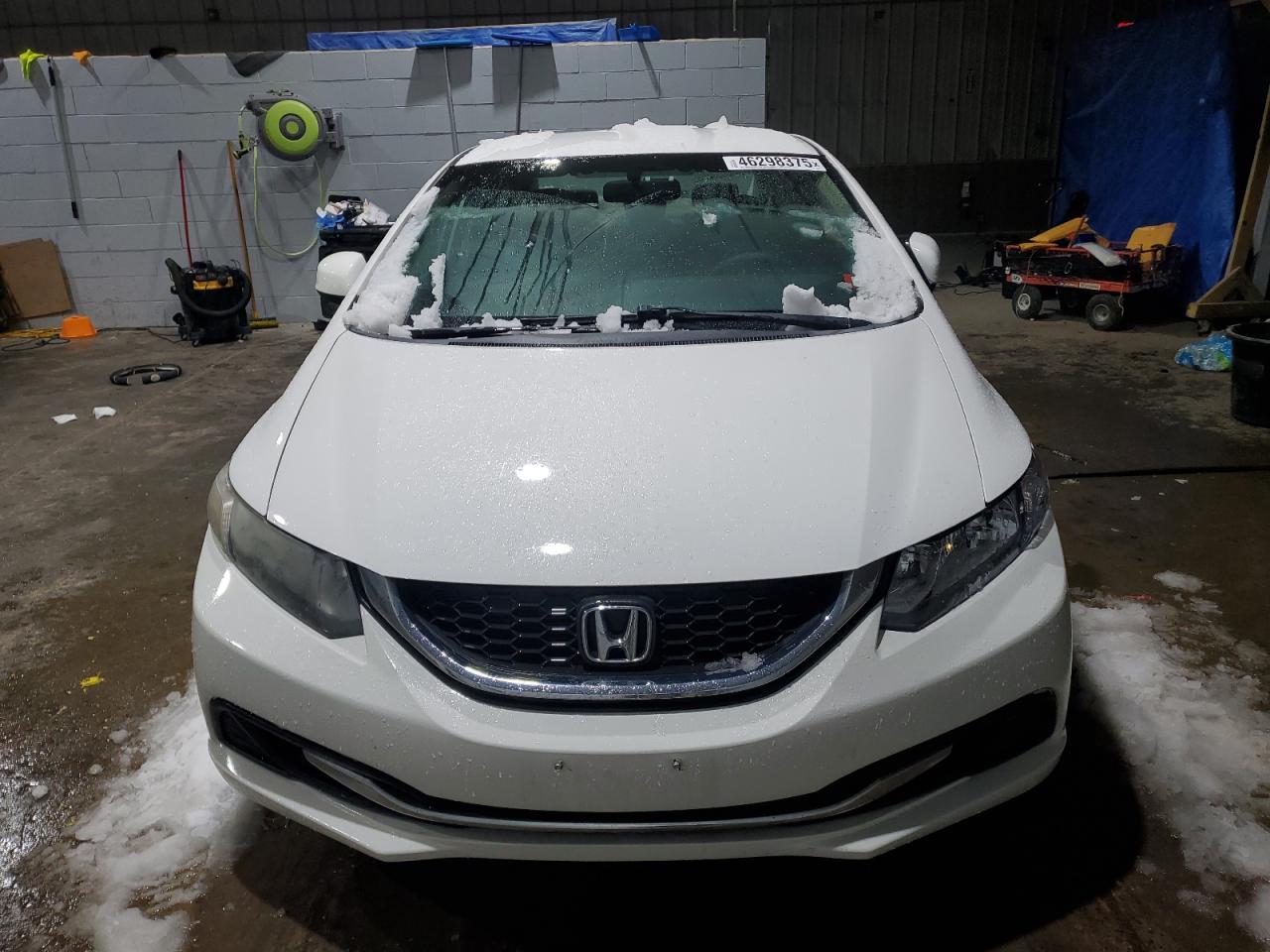 2015 Honda Civic VIN 19XFB2F56FE262186 Copart auction photo, side / minor dent/scratches damage thumbnail 5