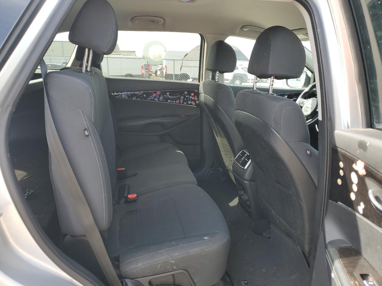 2018 KIA Sorento VIN 5XYPG4A31JG347813 Copart auction photo, front end damage thumbnail 11
