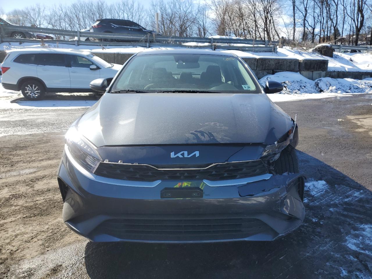 2023 KIA Forte VIN 3KPF24AD1PE663270 Copart auction photo, front end / minor dent/scratches damage thumbnail 5