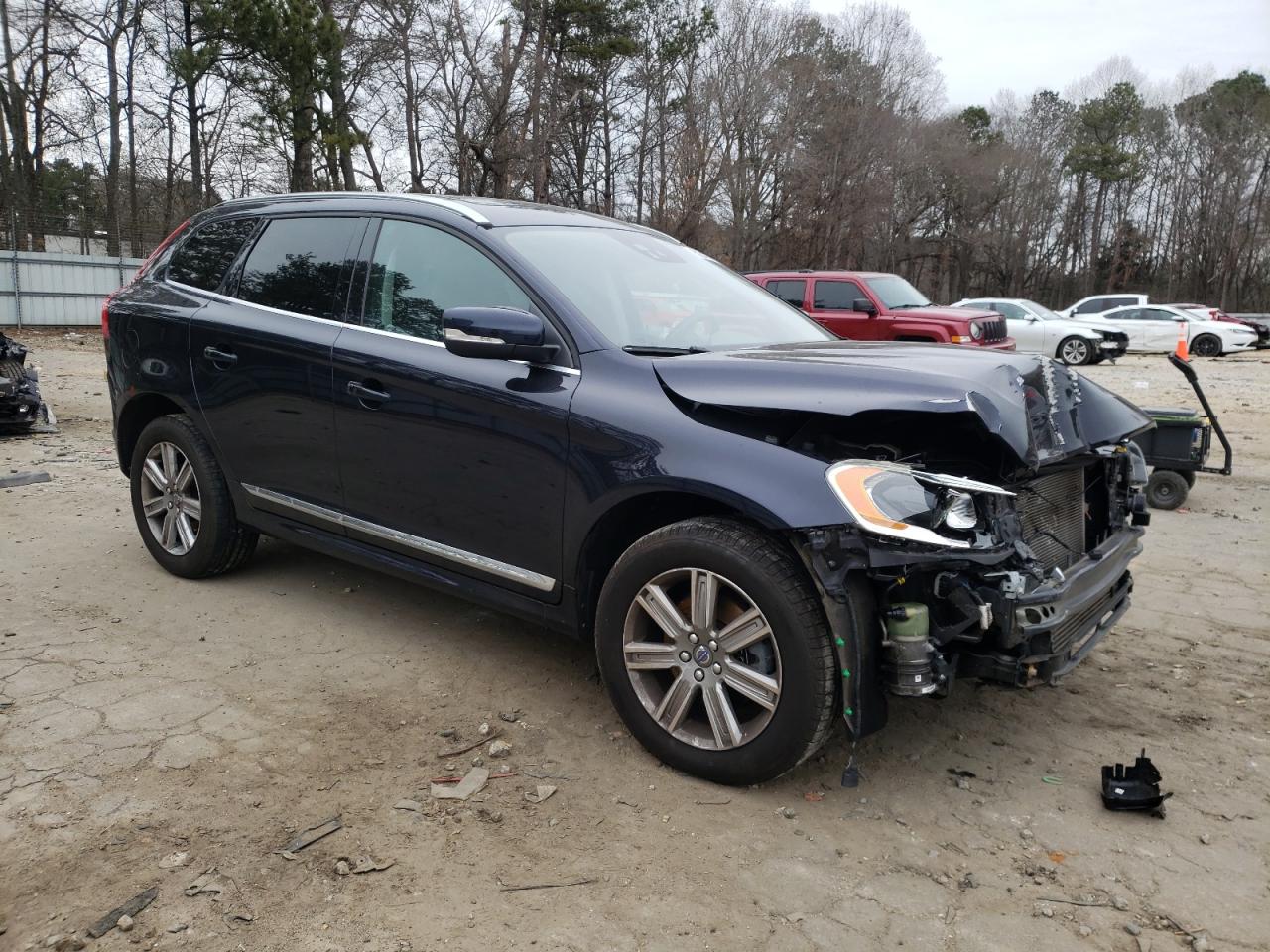 2016 Volvo XC60 VIN YV4612RM7G2843729 Copart auction photo, front end damage thumbnail 4