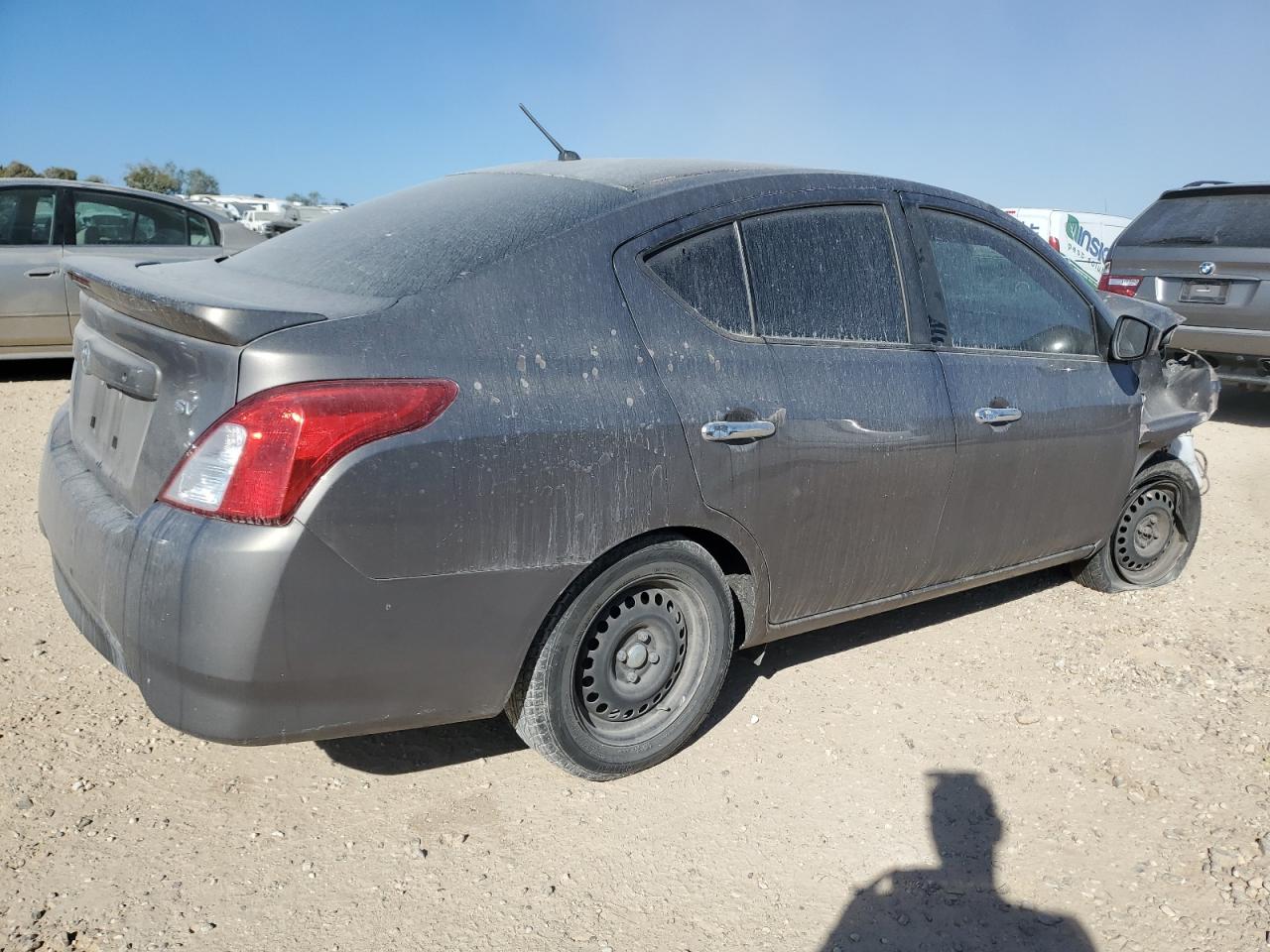 2017 Nissan Versa VIN 3N1CN7AP4HK453029 Copart auction photo, front end / minor dent/scratches damage thumbnail 3