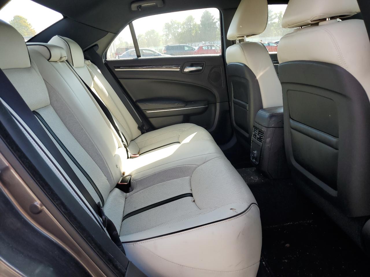 2014 Chrysler 300 VIN 2C3CCAAG3EH343303 Copart auction photo, front end / undercarriage damage thumbnail 10