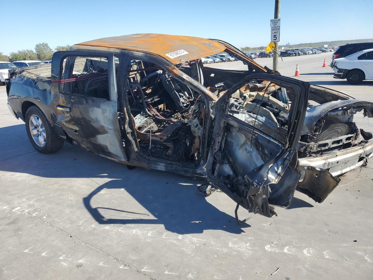 2016 RAM 1500 VIN 1C6RR6LT9GS201259 Copart auction photo, burn damage thumbnail 4