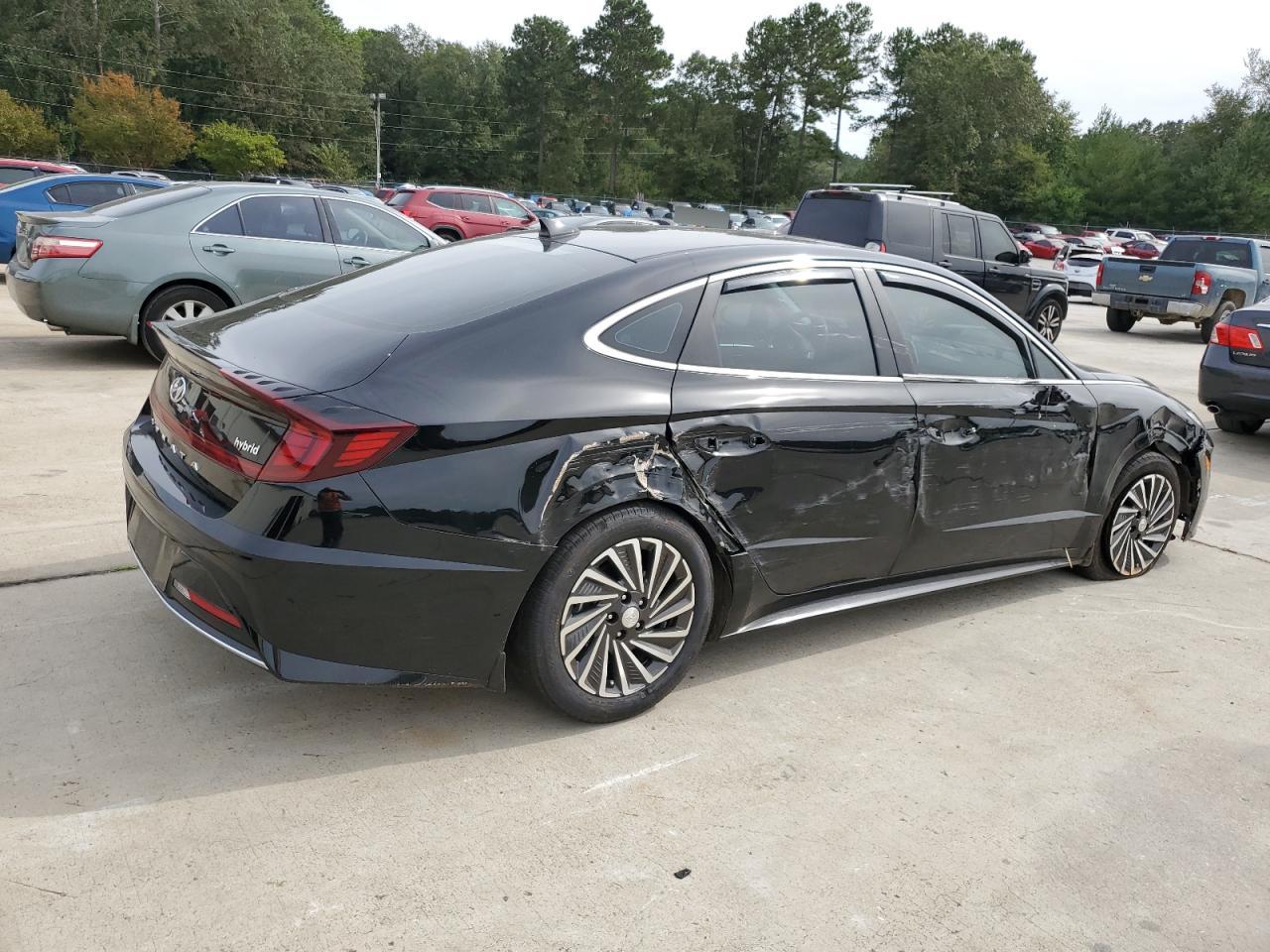 2023 Hyundai Sonata VIN KMHL34JJXPA070916 Copart auction photo, undercarriage / side damage thumbnail 3