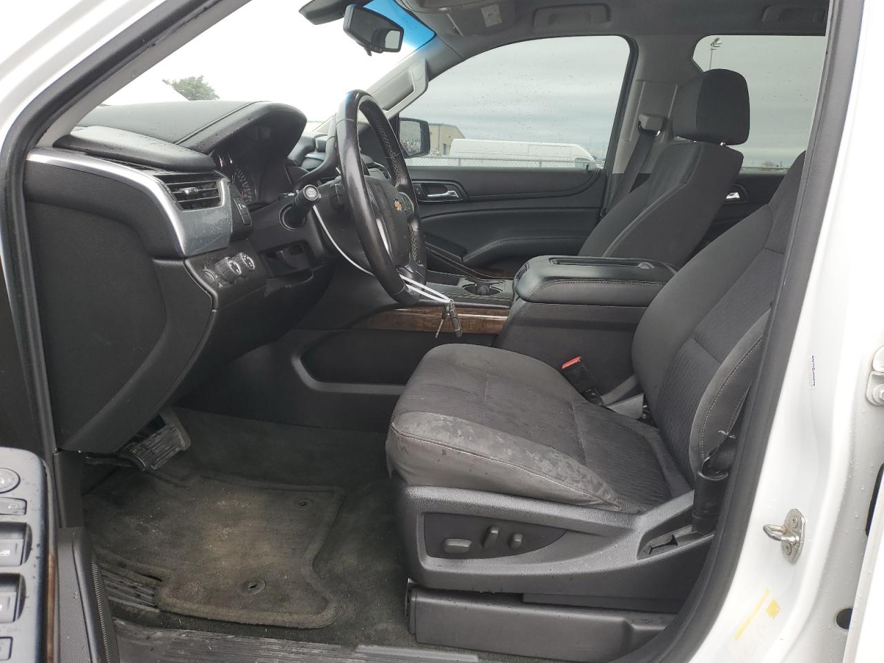 2015 Chevrolet Suburban VIN 1GNSKHKC4FR127323 Copart auction photo, front end damage thumbnail 7