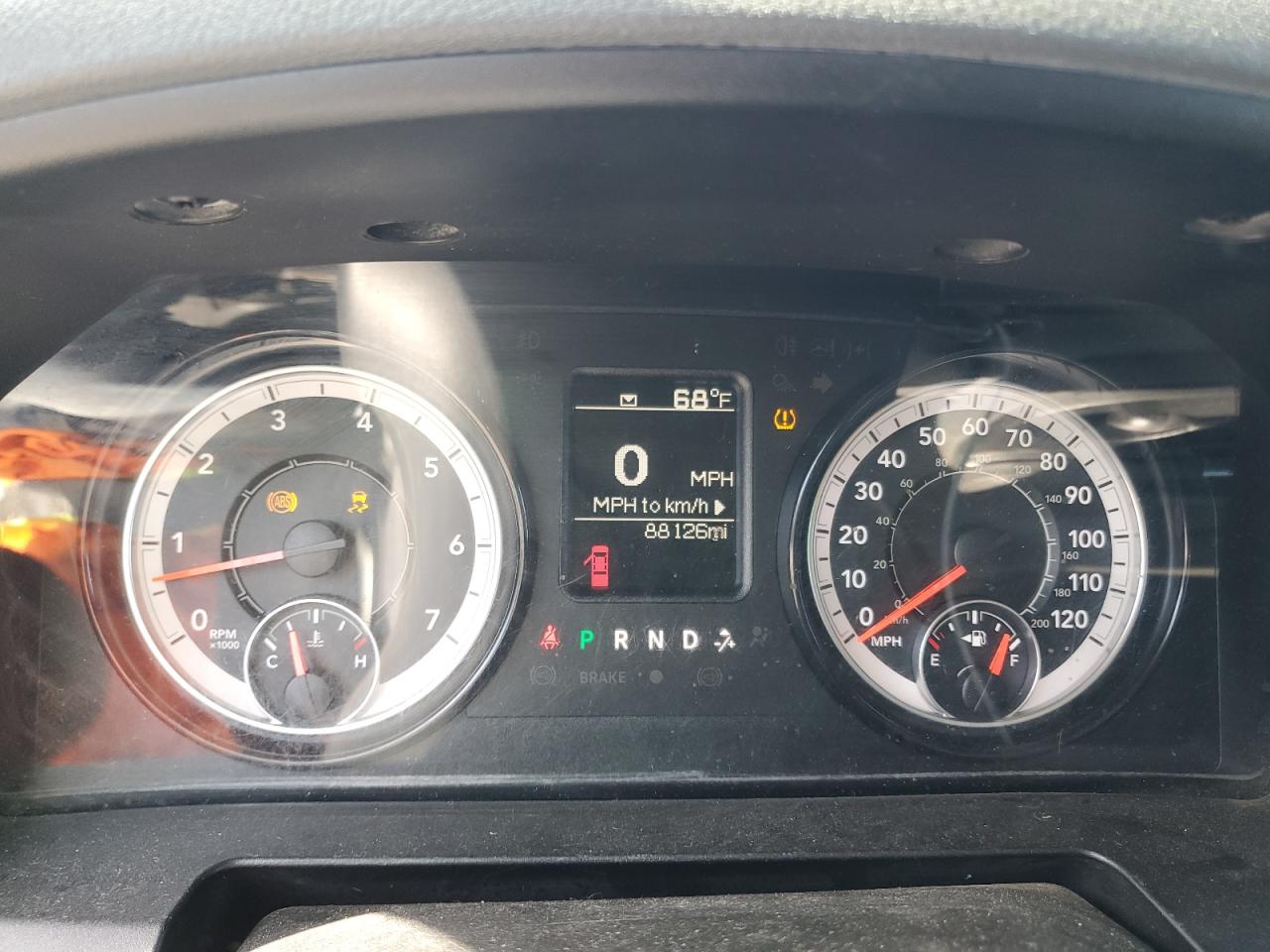 2019 RAM 1500 VIN 1C6RR6FT7KS746459 Copart auction photo, front end / minor dent/scratches damage thumbnail 9