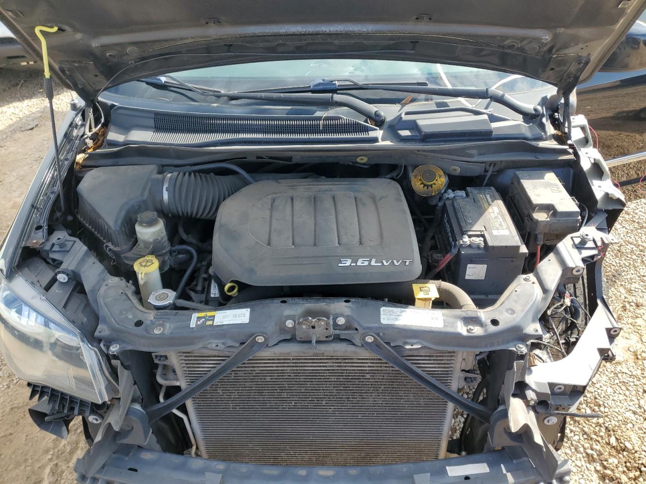 2016 Chrysler Town & Country VIN 2C4RC1HG4GR121622 Copart auction photo, front end damage thumbnail 12