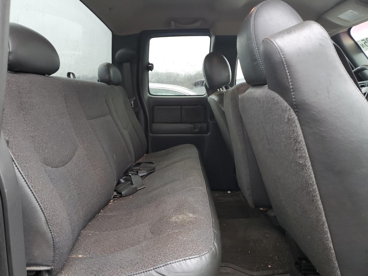 2003 Chevrolet Silverado VIN 2GCEC19V231299002 Copart auction photo, rear end damage thumbnail 10