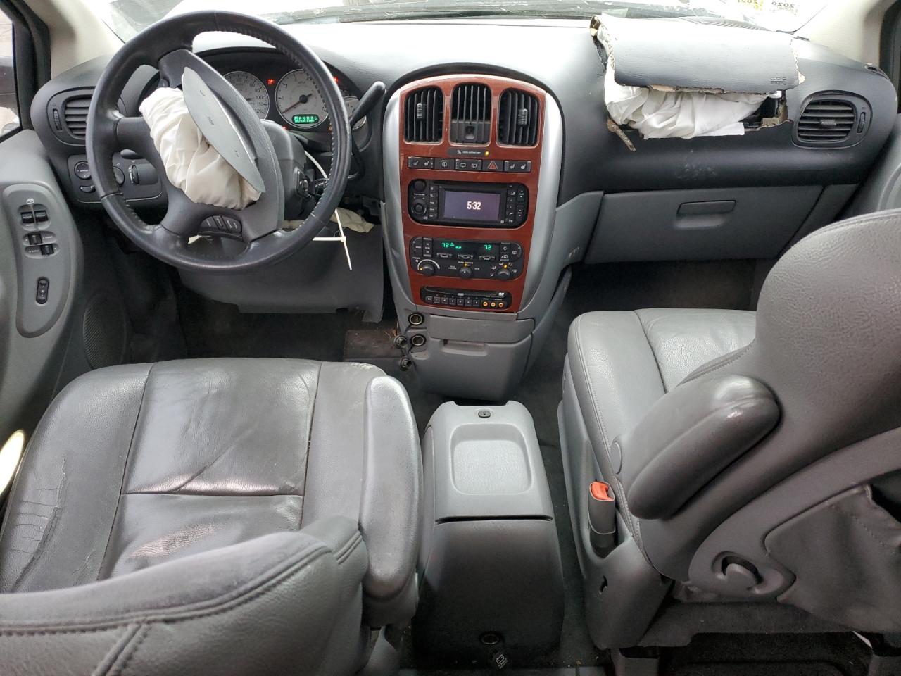 2005 Chrysler Town & Country VIN 2C4GP64LX5R229610 Copart auction photo, all over damage thumbnail 8