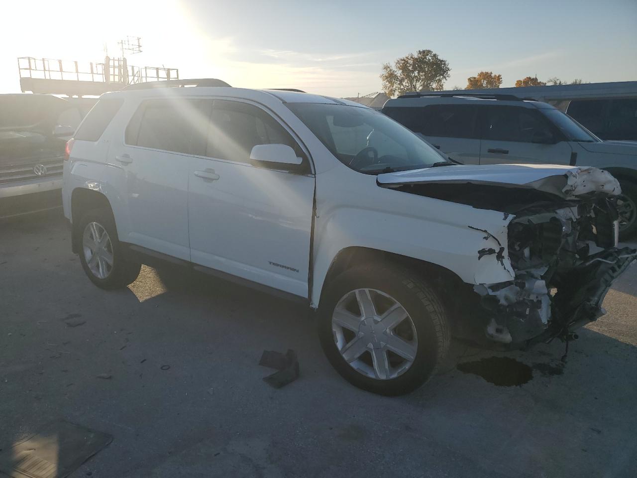2011 GMC Terrain VIN 2CTFLSE55B6415878 Copart auction photo, front end damage thumbnail 4
