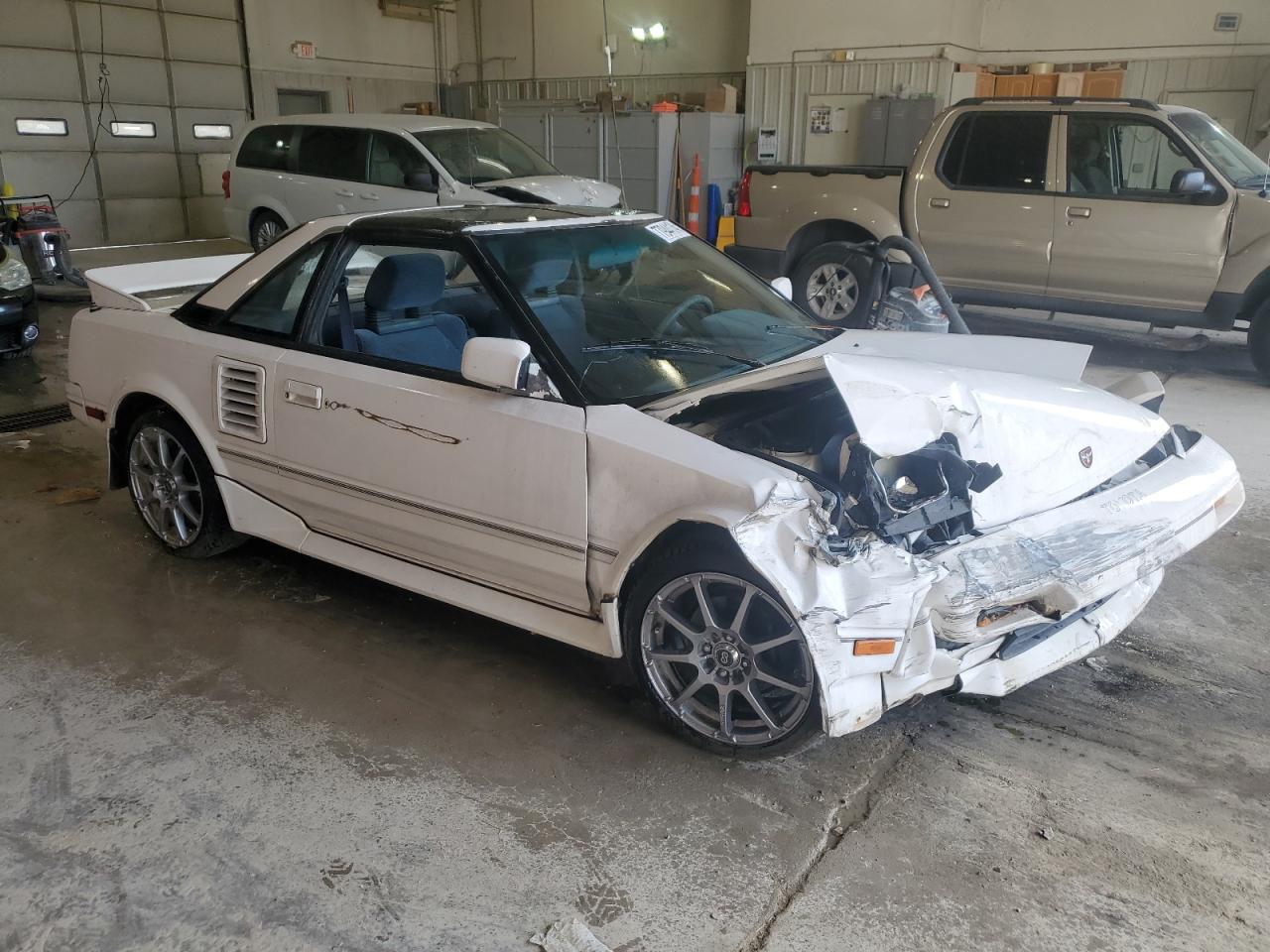 1989 Toyota MR2 VIN JT2AW15J7K0154517 Copart auction photo, front end damage thumbnail 4