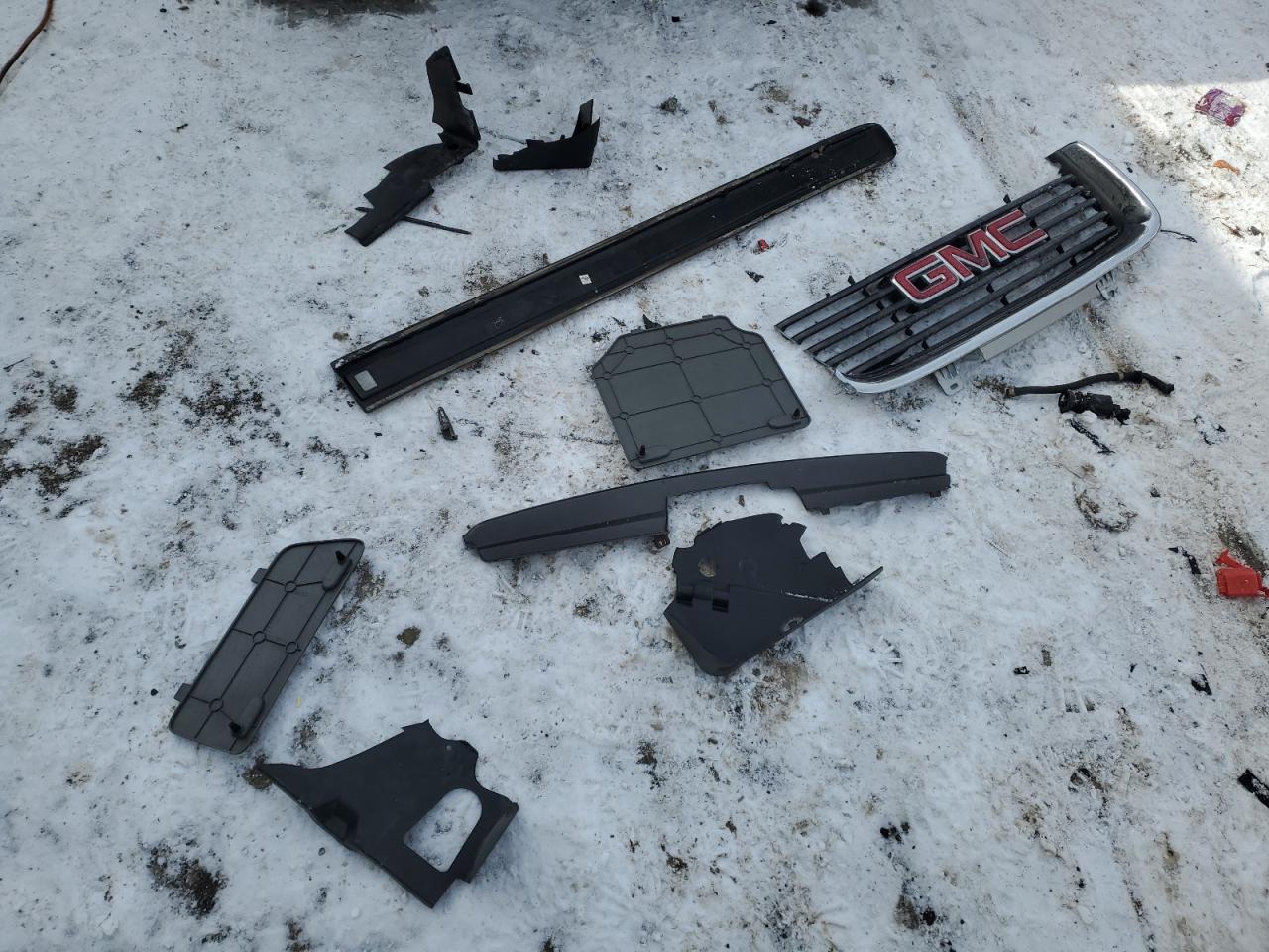2002 GMC Envoy VIN 1GKDT13S822494969 Copart auction photo, front end damage thumbnail 13