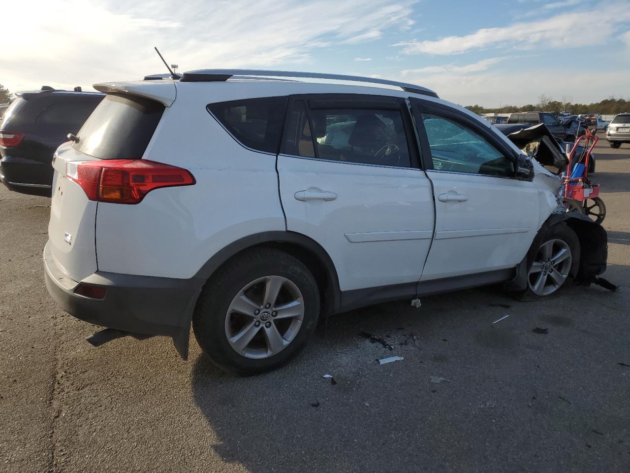 2015 Toyota RAV 4 VIN 2T3RFREV1FW345167 Copart auction photo, all over damage thumbnail 3