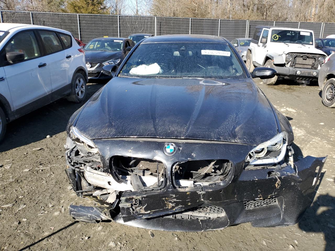 2016 BMW M5 VIN WBSFV9C52GD595873 Copart auction photo, front end damage thumbnail 5