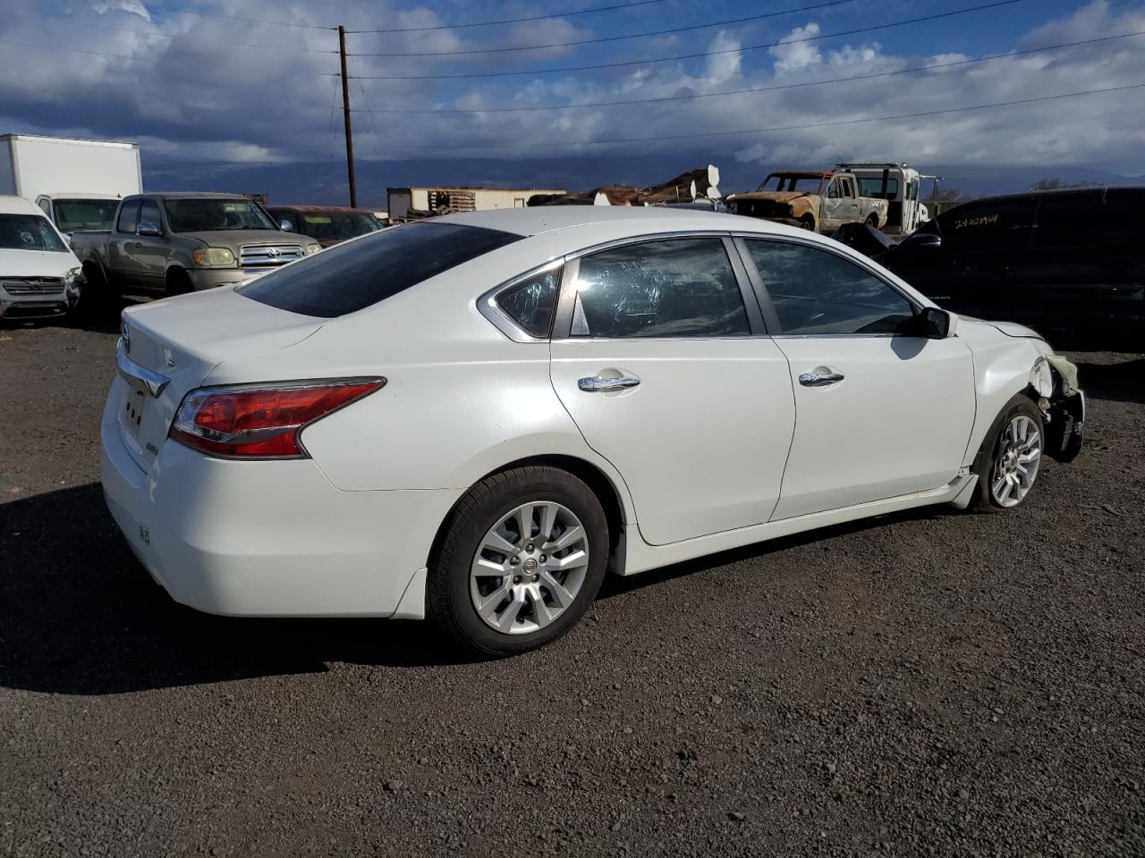 2014 Nissan Altima VIN 1N4AL3AP2EN250817 Copart auction photo, front end damage thumbnail 3