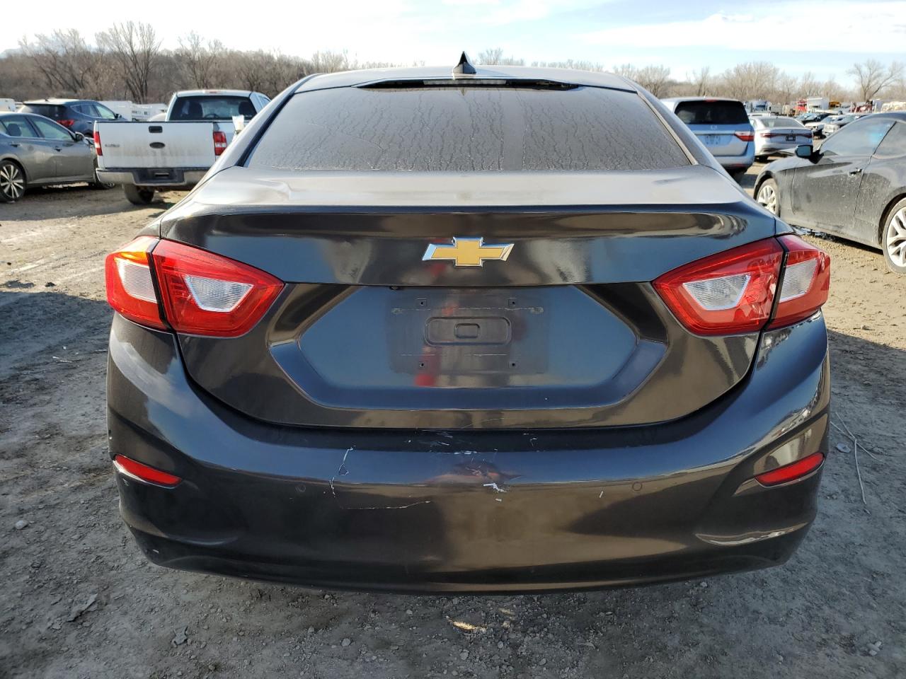 2016 Chevrolet Cruze VIN 1G1BE5SM6G7284817 Copart auction photo, vandalism / minor dent/scratches damage thumbnail 6