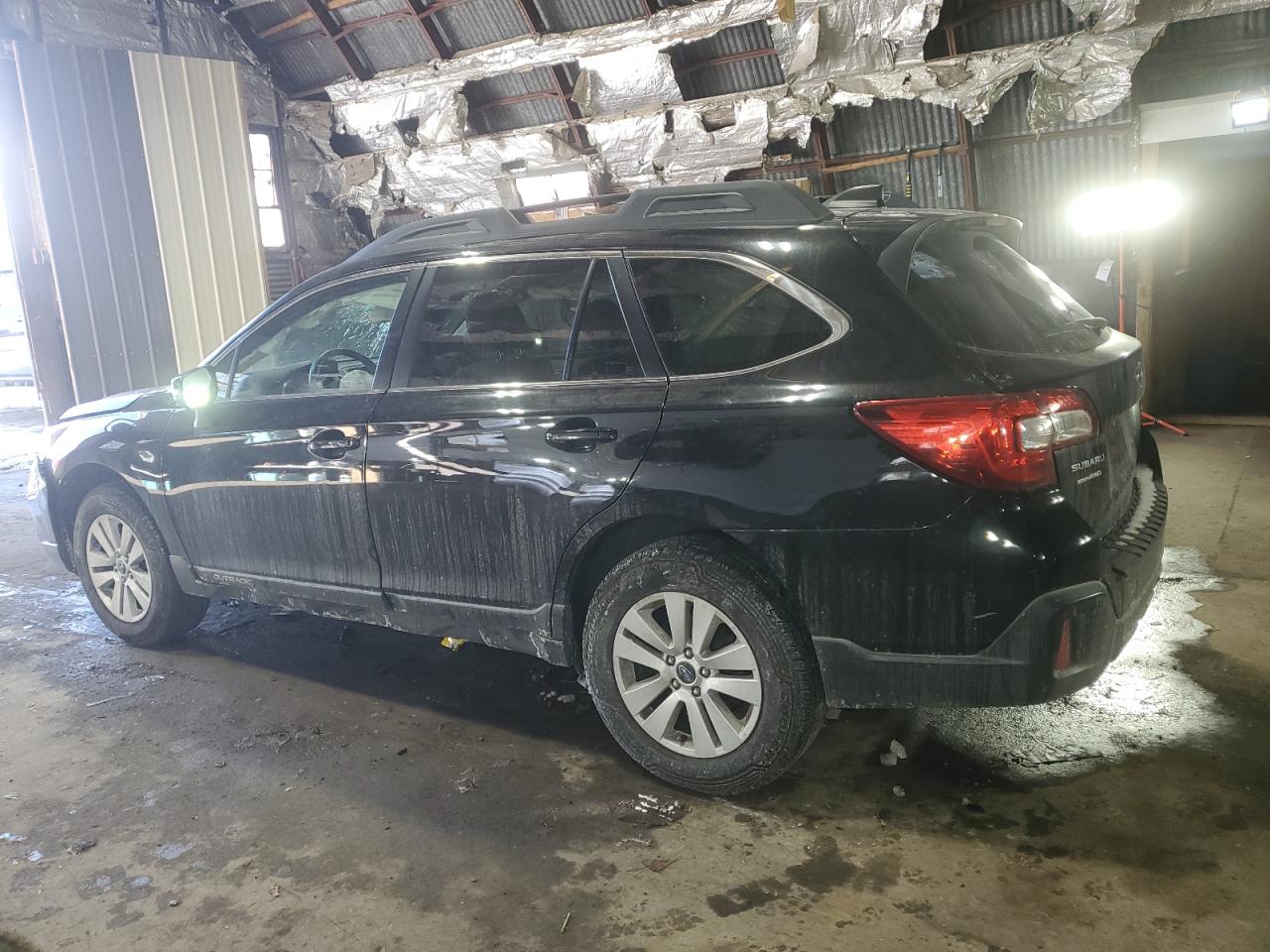 2019 Subaru Outback VIN 4S4BSAFC8K3339242 Copart auction photo, front end / top/roof damage thumbnail 2