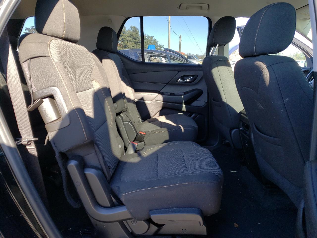 2019 Chevrolet Traverse VIN 1GNEVGKW8KJ281714 Copart auction photo, side / minor dent/scratches damage thumbnail 12