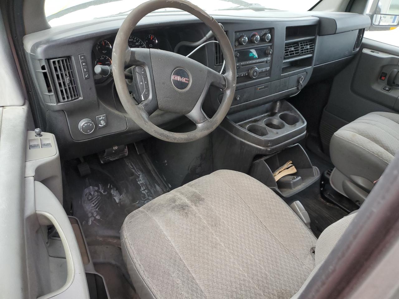 2012 GMC Savana VIN 1GTS7AF48C1112497 Copart auction photo, front end damage thumbnail 8