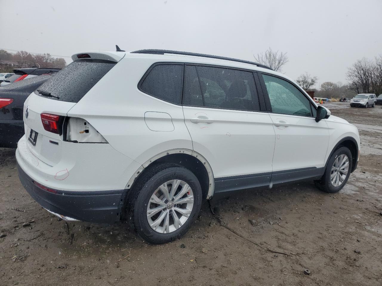 2020 Volkswagen Tiguan VIN 3VV0B7AX1LM108838 Copart auction photo, side damage thumbnail 3