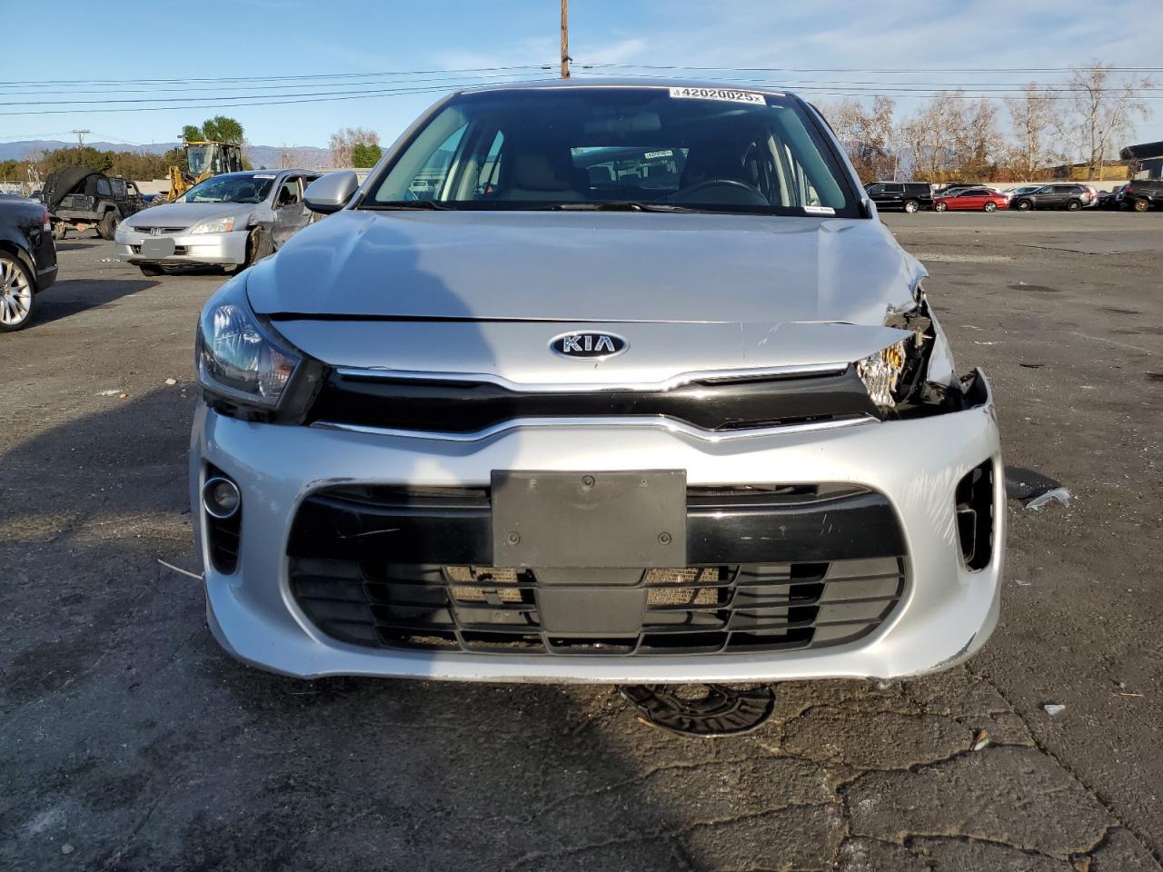 2018 KIA Rio VIN 3KPA35AB3JE068259 Copart auction photo, front end / side damage thumbnail 5