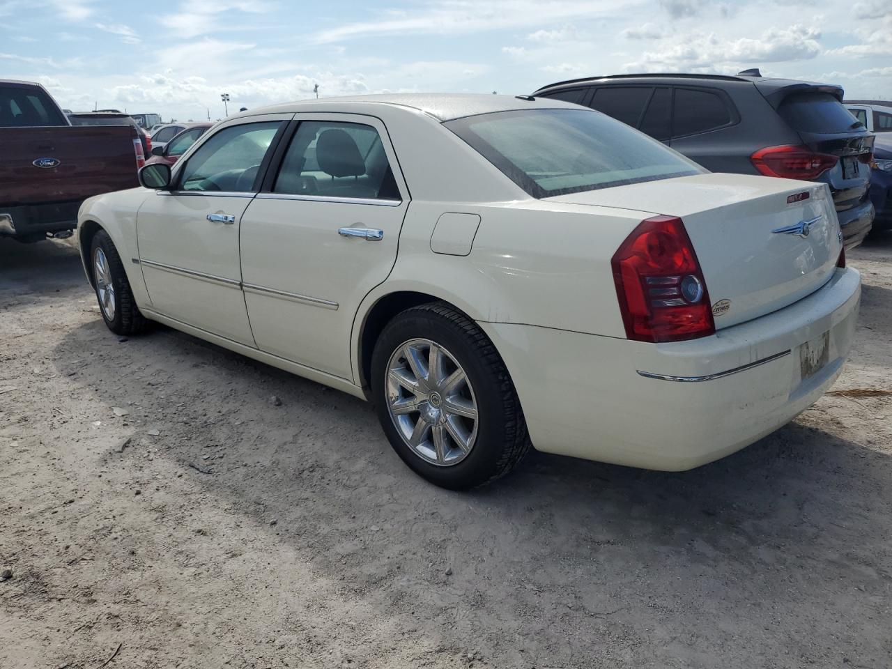 2010 Chrysler 300 VIN 2C3CA5CV7AH115744 Copart auction photo, water/flood damage thumbnail 2
