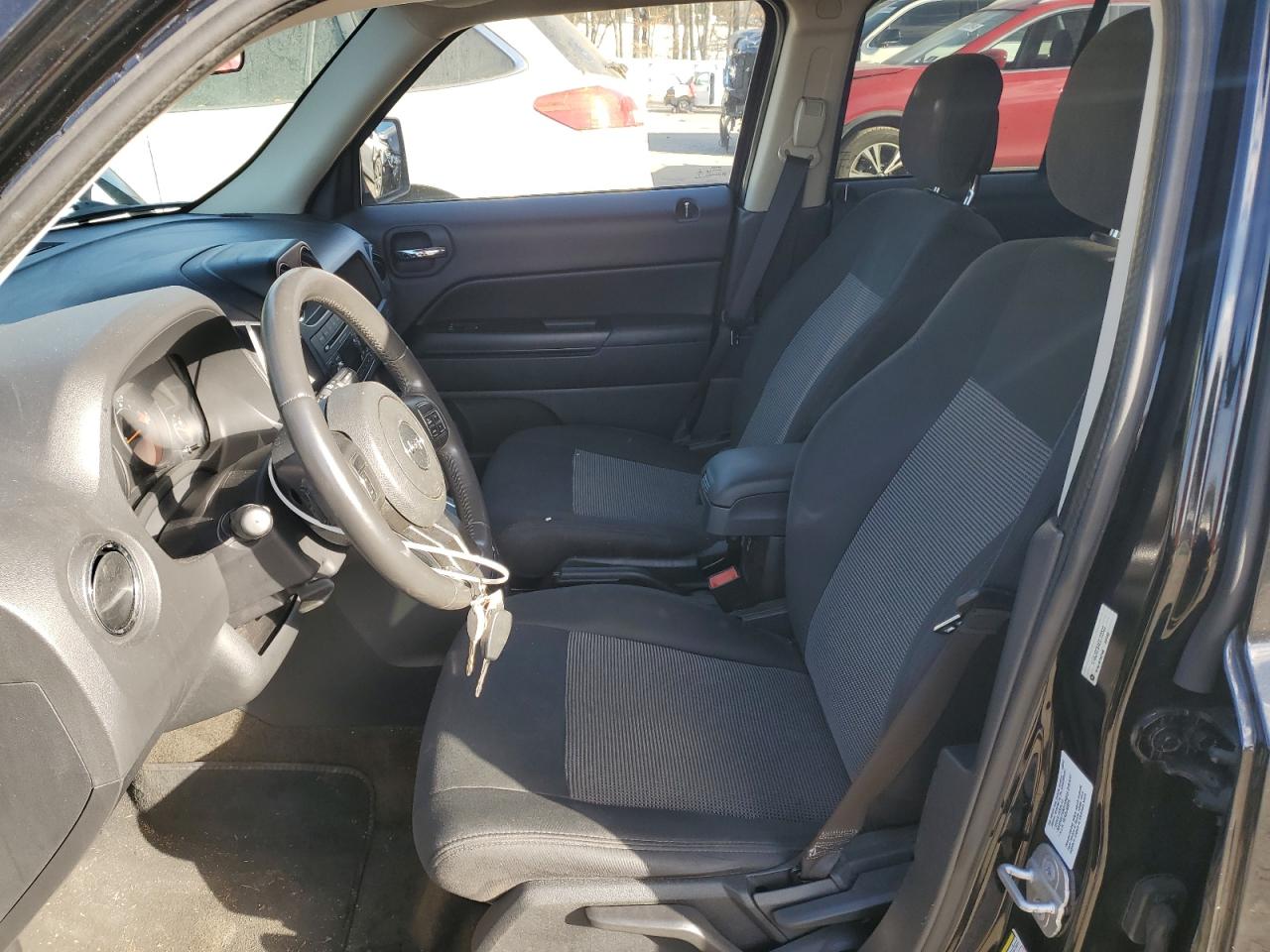 2014 Jeep Liberty (Patriot) VIN 1C4NJRFB4ED725522 Copart auction photo, side damage thumbnail 7
