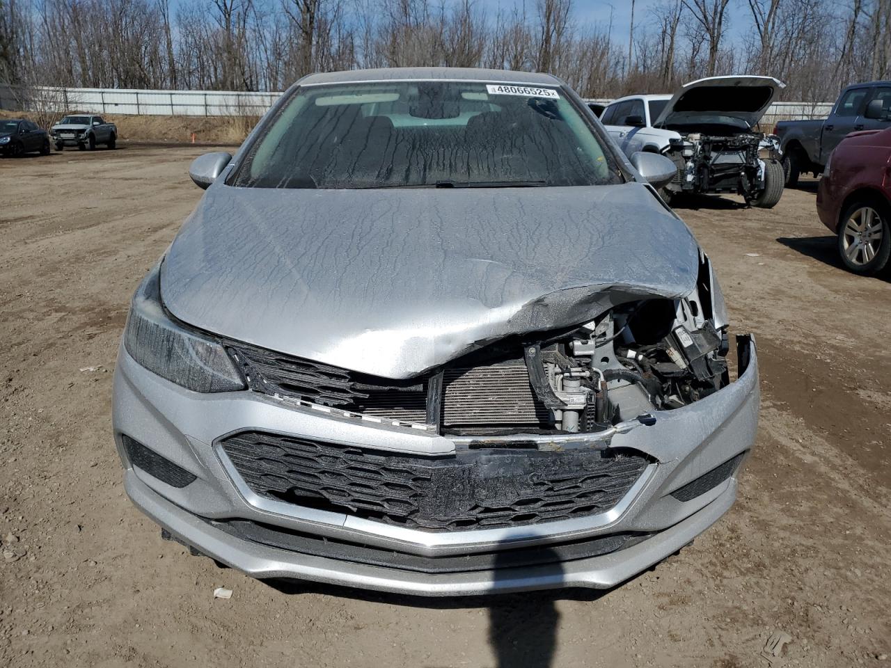 2017 Chevrolet Cruze VIN 1G1BE5SM5H7229826 Copart auction photo, front end / side damage thumbnail 5