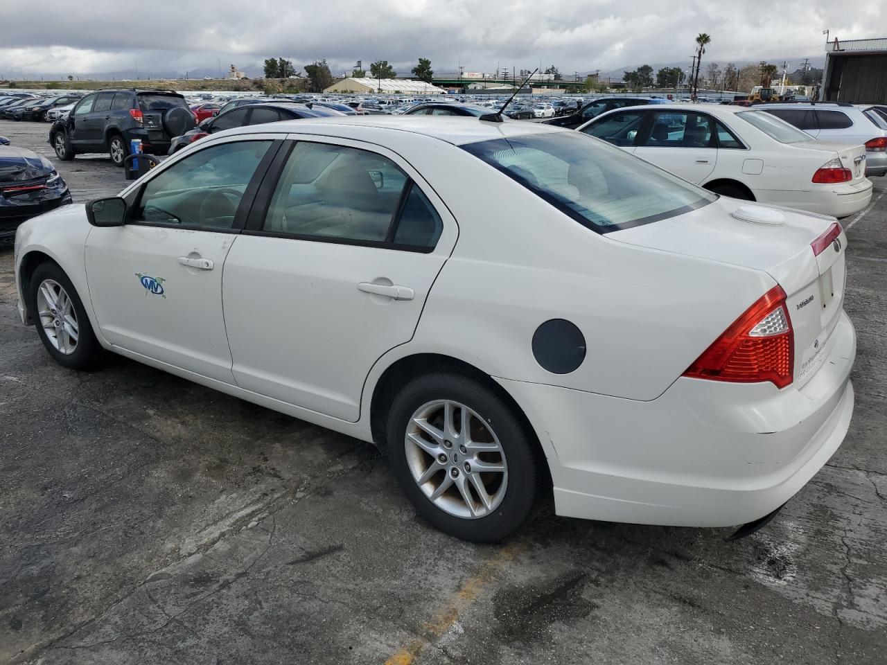 2011 Ford Fusion VIN 3FAHP0GA0BR239859 Copart auction photo, front end damage thumbnail 2