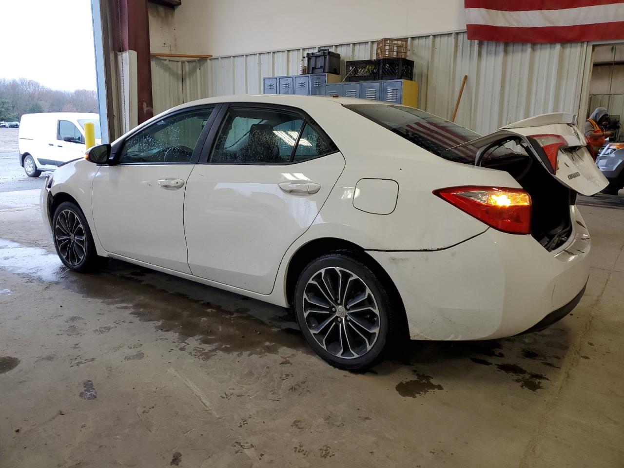2015 Toyota Corolla VIN 5YFBURHE3FP181336 Copart auction photo, all over damage thumbnail 2