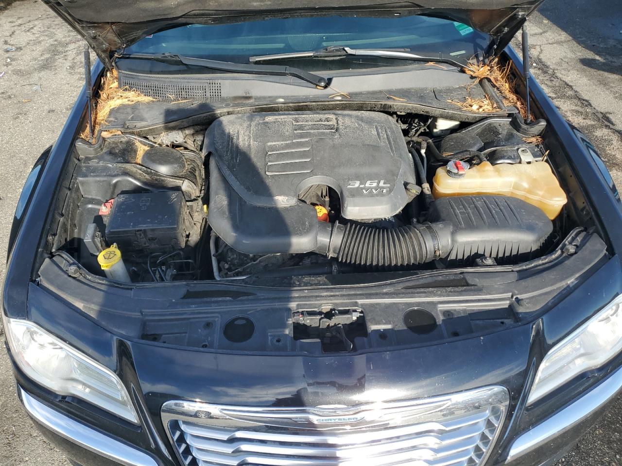 2013 Chrysler 300 VIN 2C3CCAKG5DH736197 Copart auction photo, front end damage thumbnail 11
