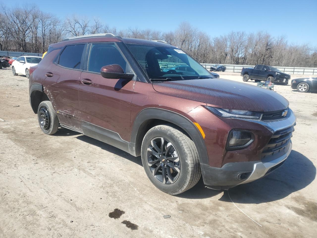 2022 Chevrolet TrailBlazer VIN KL79MPS23NB015670 Copart auction photo, side / minor dent/scratches damage thumbnail 4