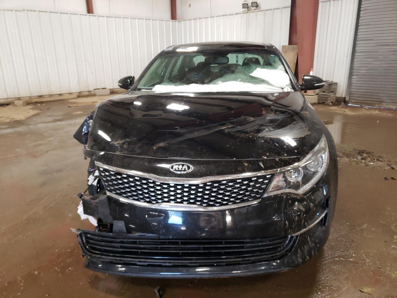2016 KIA Optima VIN 5XXGU4L38GG119889 Copart auction photo, front end / side damage thumbnail 5