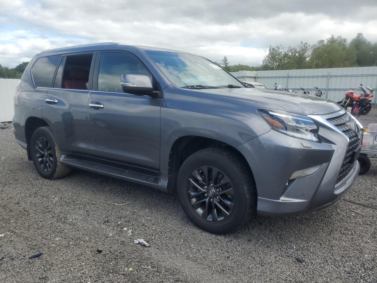 2021 Lexus GX VIN JTJAM7BX4M5268986 Copart auction photo, side / minor dent/scratches damage thumbnail 4