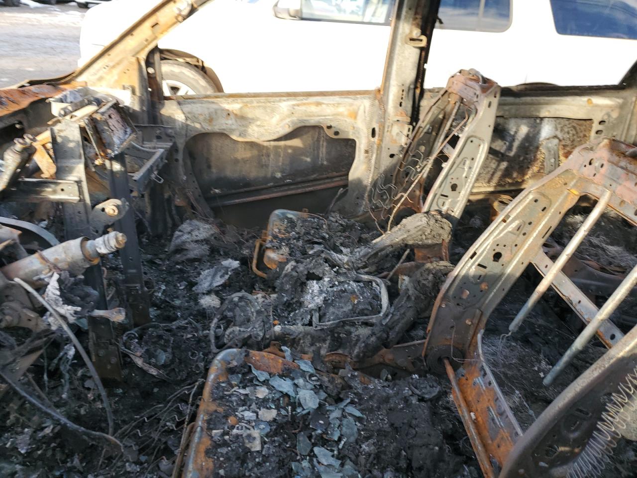2015 Dodge Caravan VIN 2C4RDGBGXFR683001 Copart auction photo, burn damage thumbnail 7
