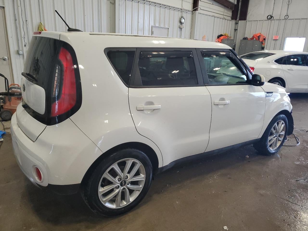 2017 KIA Soul VIN KNDJP3A55H7416138 Copart auction photo, front end damage thumbnail 3