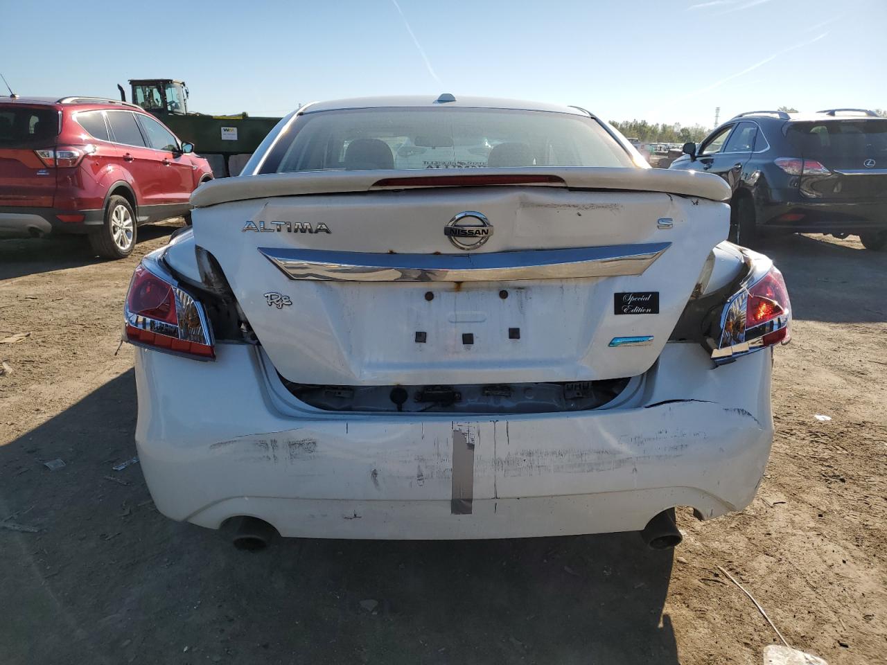 2014 Nissan Altima VIN 1N4AL3AP9EC174721 Copart auction photo, rear end / minor dent/scratches damage thumbnail 6