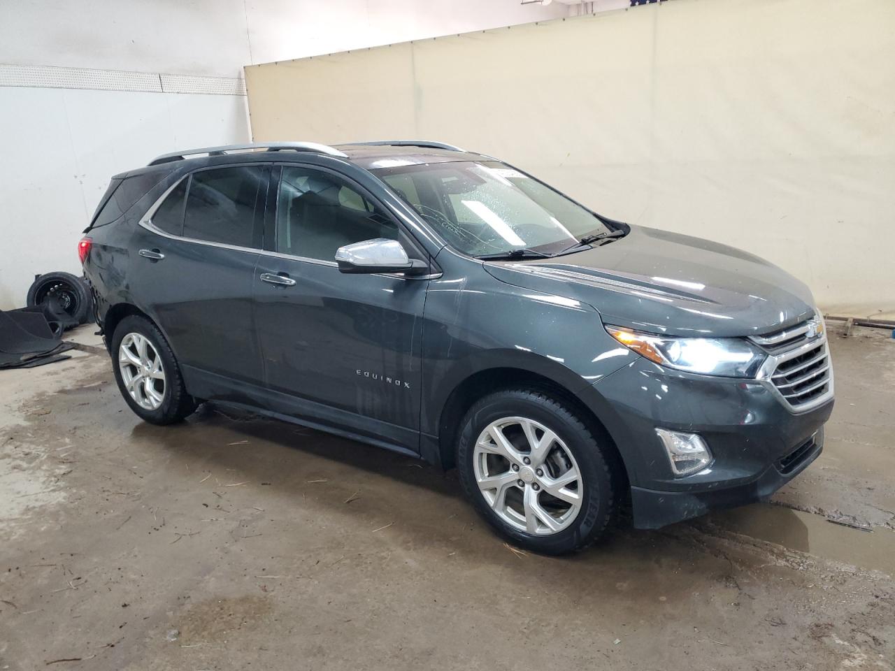 2019 Chevrolet Equinox VIN 3GNAXXEV8KS504974 Copart auction photo, rear end damage thumbnail 4