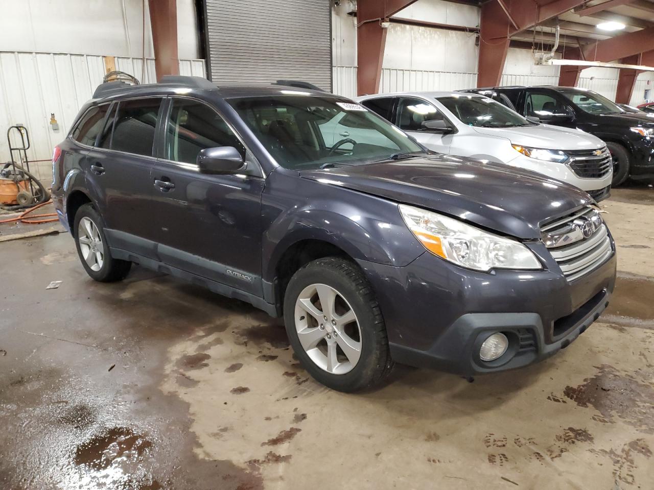 2013 Subaru Outback VIN 4S4BRCCC5D3201513 Copart auction photo, minor dent/scratches damage thumbnail 4