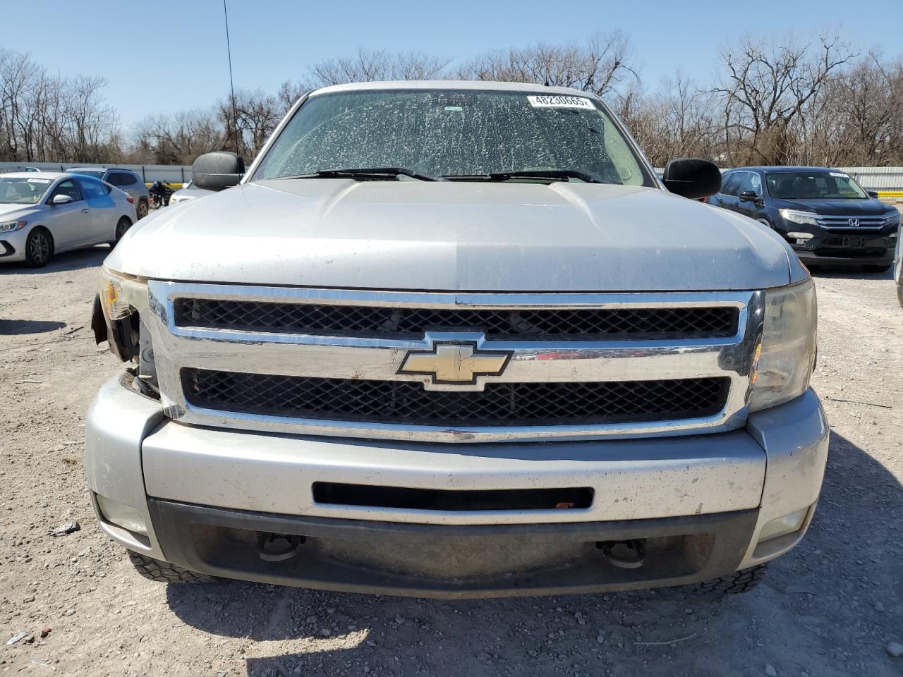 2011 Chevrolet Silverado VIN 3GCPKTE36BG274881 Copart auction photo, front end / side damage thumbnail 5