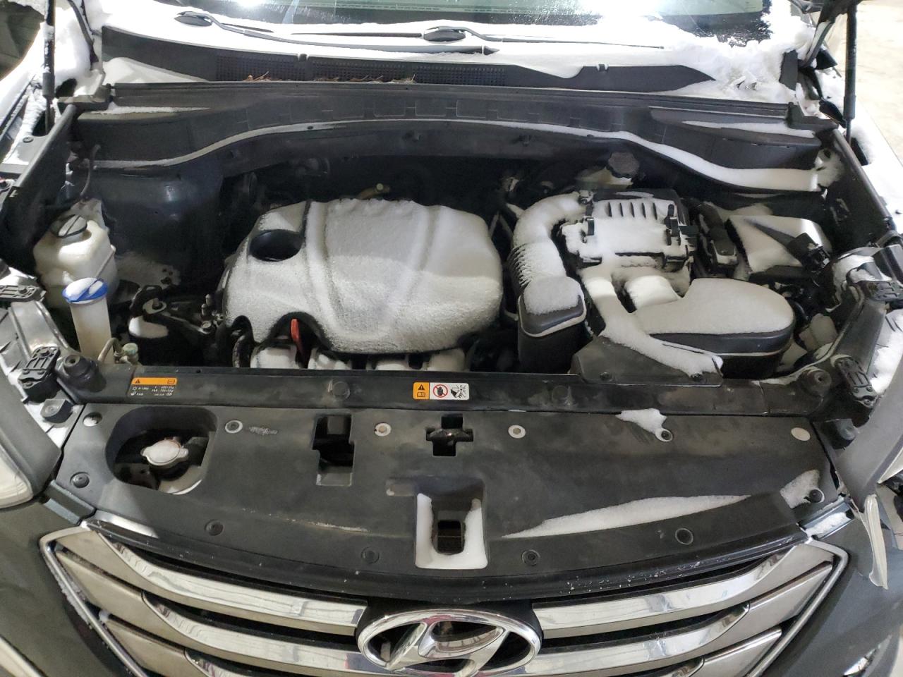 2013 Hyundai Santa Fe VIN 5XYZU3LB5DG015667 Copart auction photo, front end / side damage thumbnail 14