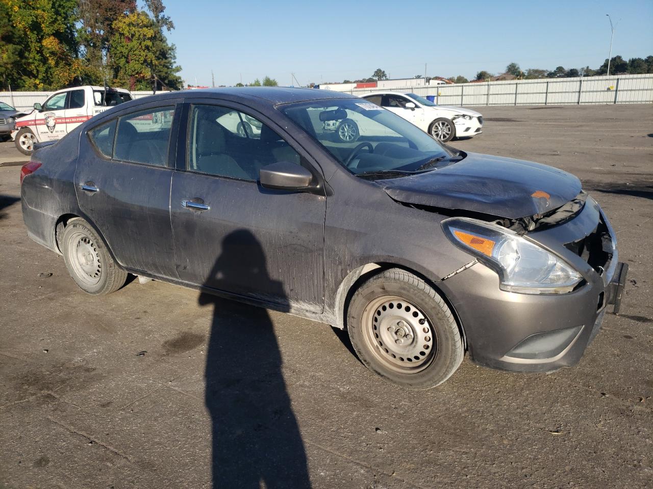 2017 Nissan Versa VIN 3N1CN7AP1HK420764 Copart auction photo, front end damage thumbnail 4