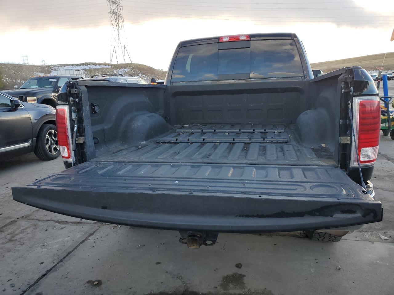 2013 RAM 2500 VIN 3C6TR5PT8DG547669 Copart auction photo, side / rear end damage thumbnail 6