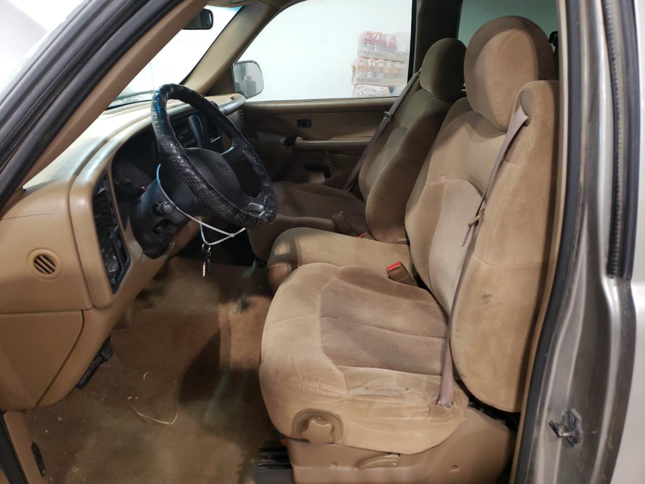 2000 Chevrolet Silverado VIN 2GCEK19TXY1159109 Copart auction photo, all over damage thumbnail 7