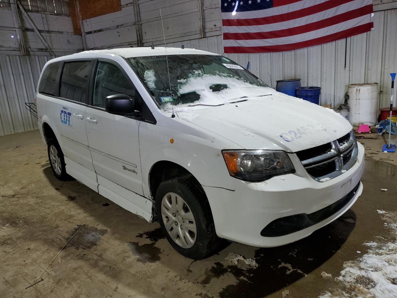 2016 Dodge Caravan VIN 2C4RDGBG1GR340241 Copart auction photo, mechanical / minor dent/scratches damage thumbnail 4