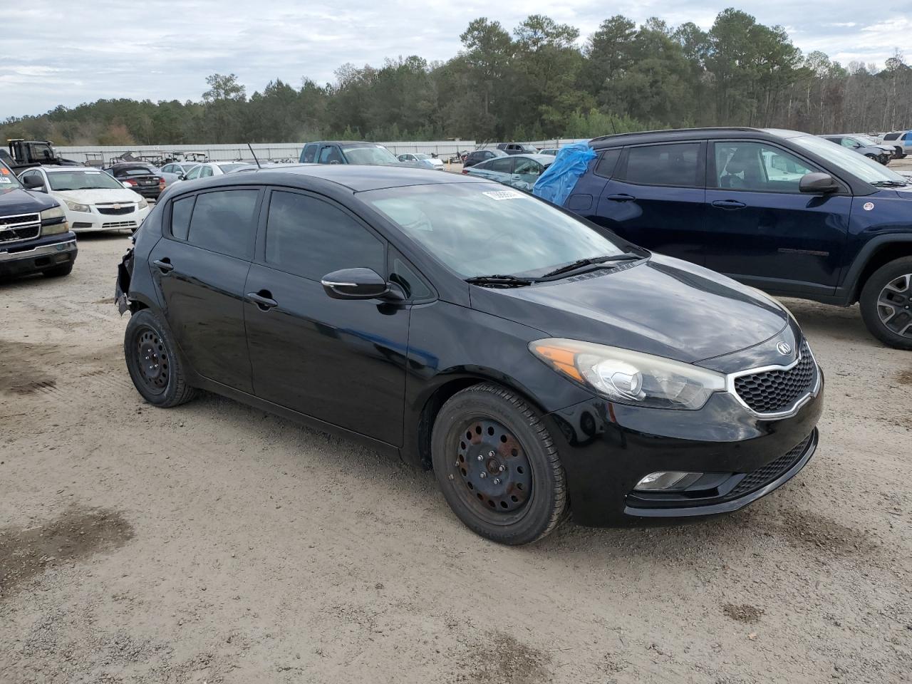 2016 KIA Forte VIN KNAFK5A84G5548549 Copart auction photo, rear end damage thumbnail 4