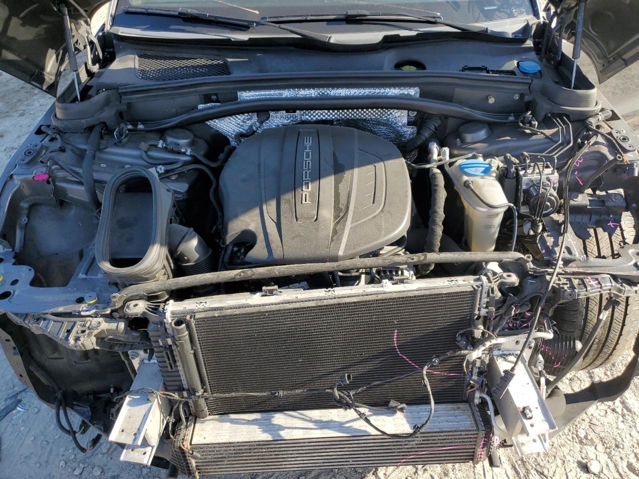 2018 Porsche Macan VIN WP1AA2A51JLB17298 Copart auction photo, front end damage thumbnail 11