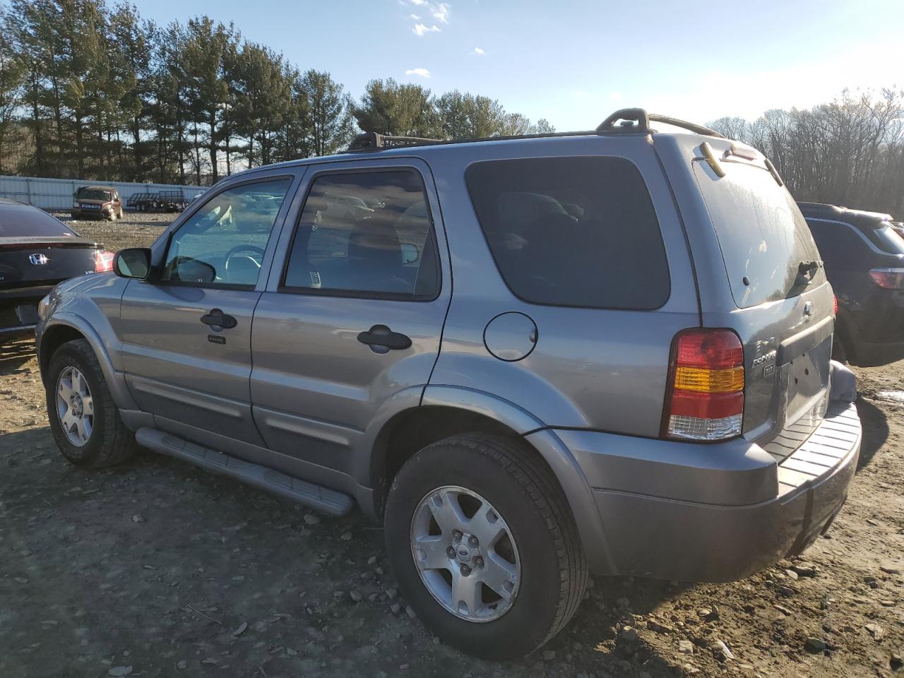 2007 Ford Escape VIN 1FMCU93167KB90522 Copart auction photo, rear end damage thumbnail 2